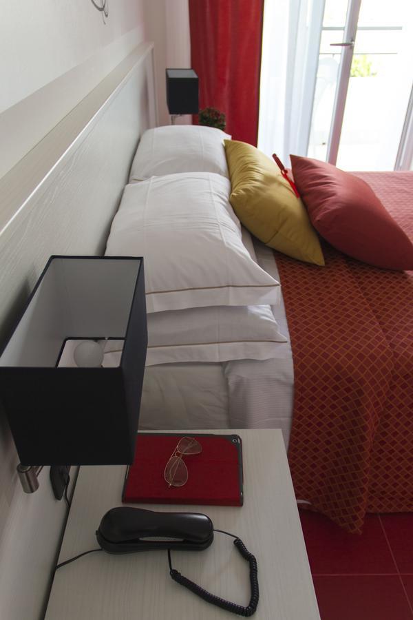 Hotel Villa Chiara Terracina Exteriér fotografie